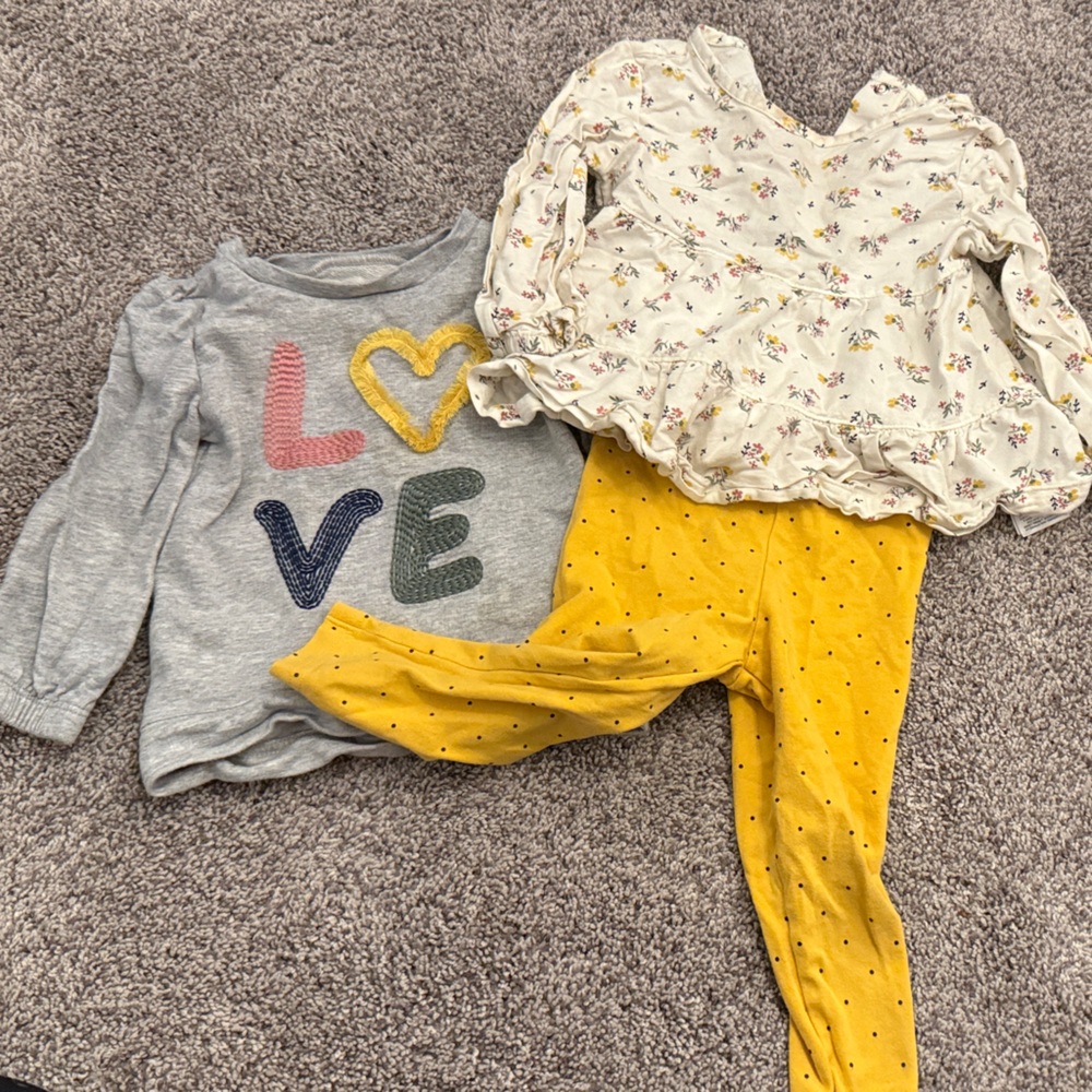 Girls 3-Piece Pajama Set with Love Graphic in Gray, Cream & Yellow
